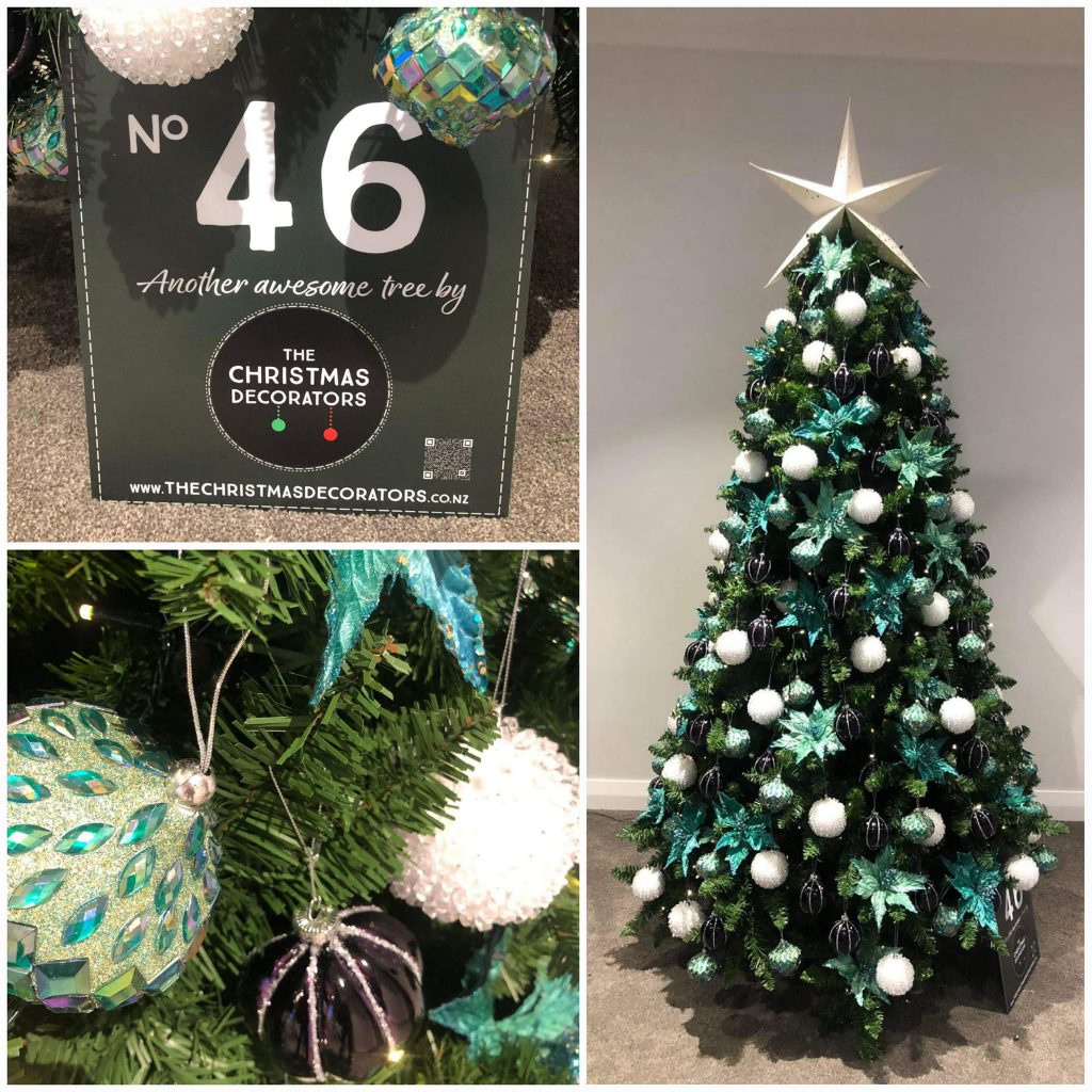 The Christmas Decorators ... 2022 Christmas Tree