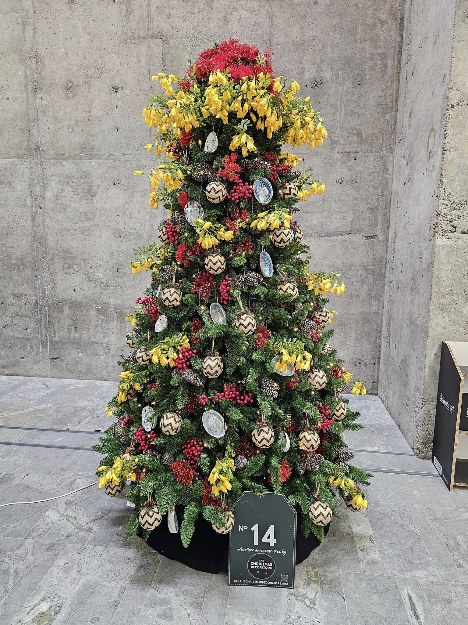 The Christmas Decorators 2024 ... Christmas Tree #14 Auckland