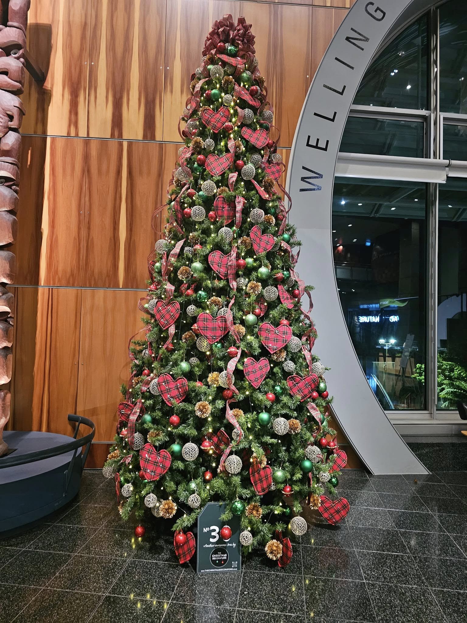 The Christmas Decorators 2024 ... Christmas Tree #30 Wellington