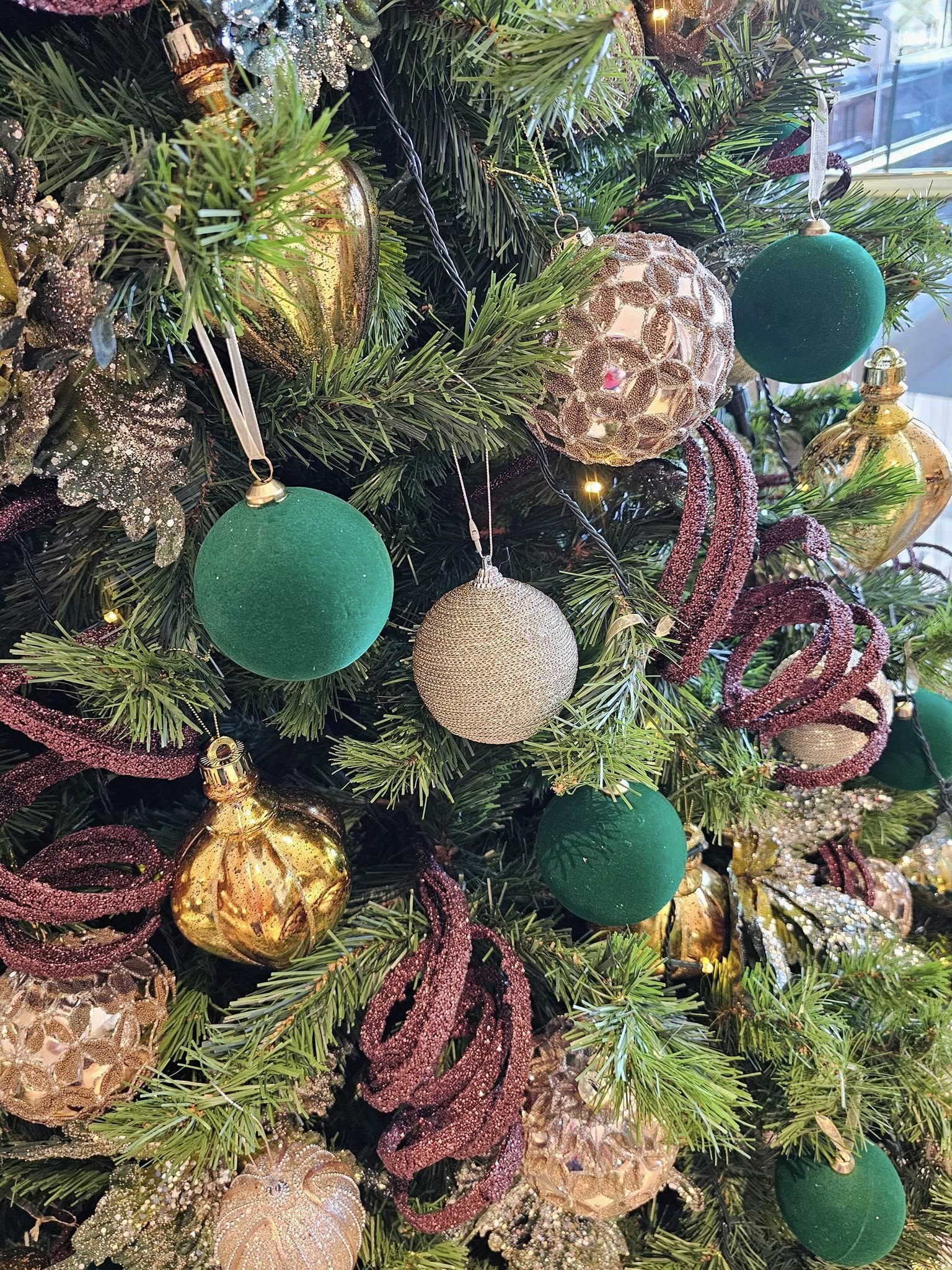 The Christmas Decorators 2024 ... Christmas Tree #33 Christchurch