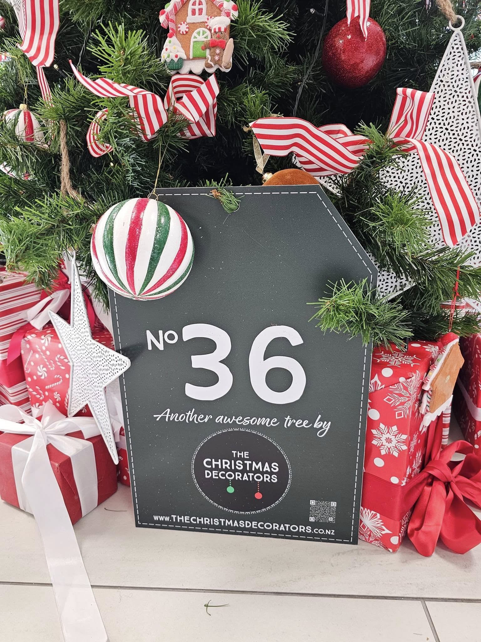 The Christmas Decorators 2024 ... Christmas Tree #36 Christchurch