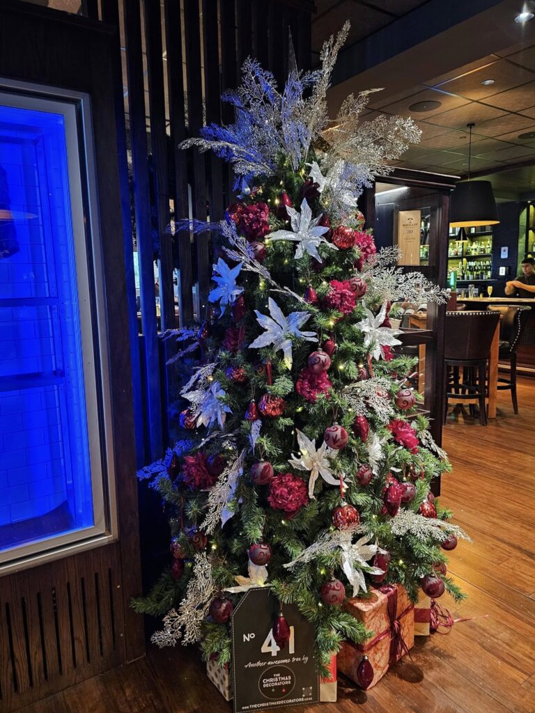 The Christmas Decorators ... 2024 Christmas Tree #41 Christchurch