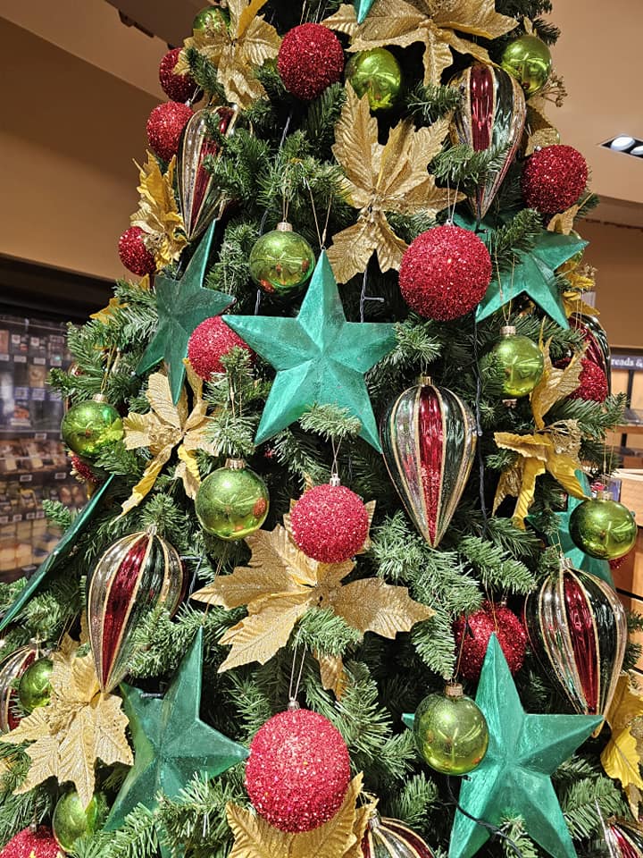 The Christmas Decorators 2024 ... Christmas Tree #65 Wellington