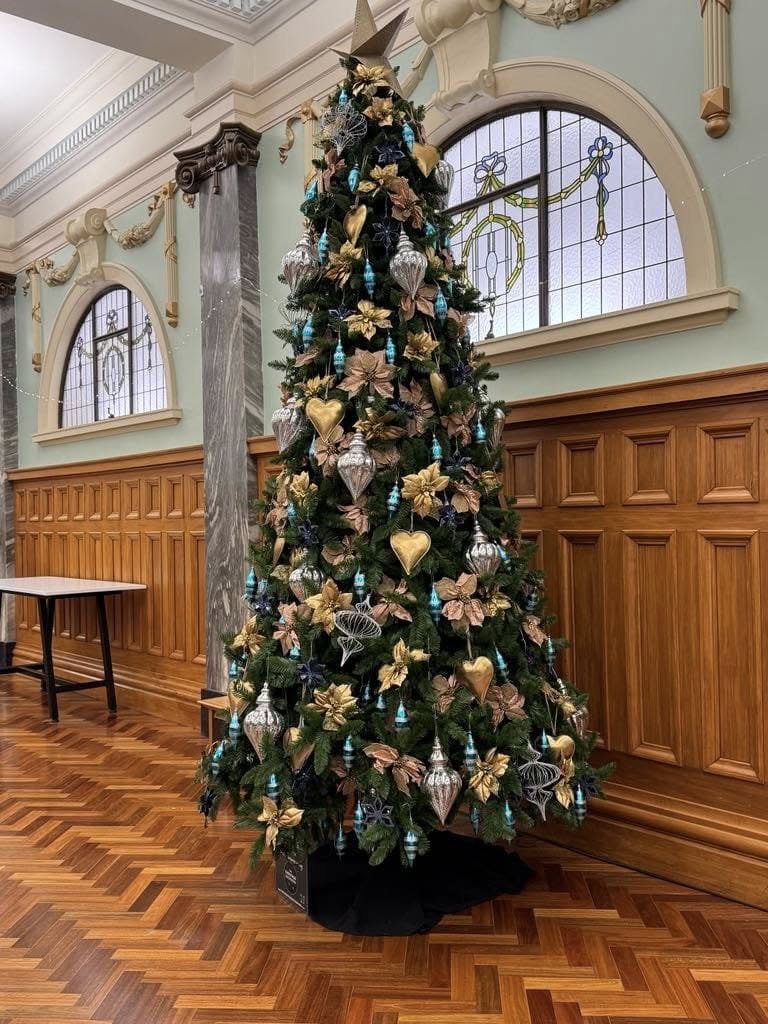 The Christmas Decorators ... 2024 Christmas Tree #70 Wellington
